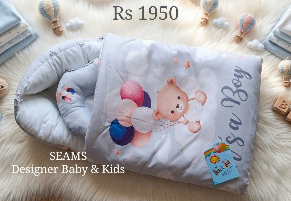 Carrying nest/ sleeping bag Grey (Its a boy)