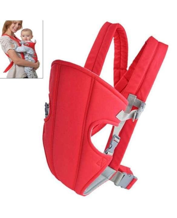 Baby Carrier – Comfortable, Breathable & Hands-Free Support for Parents